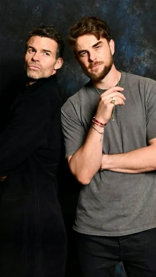 Nathaniel Buzolic, Daniel Gillies & U = a Thruple