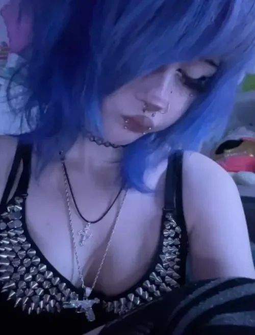 Roxanne — The Fallen Girl