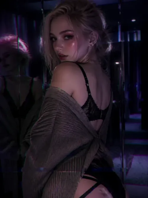 Evelyn - Midnight Echo