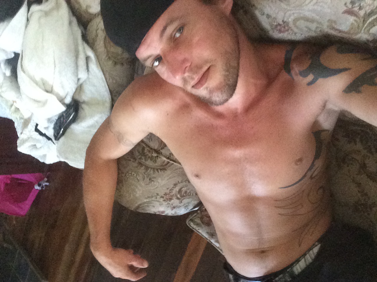 Jax - Your Reckless Roommate