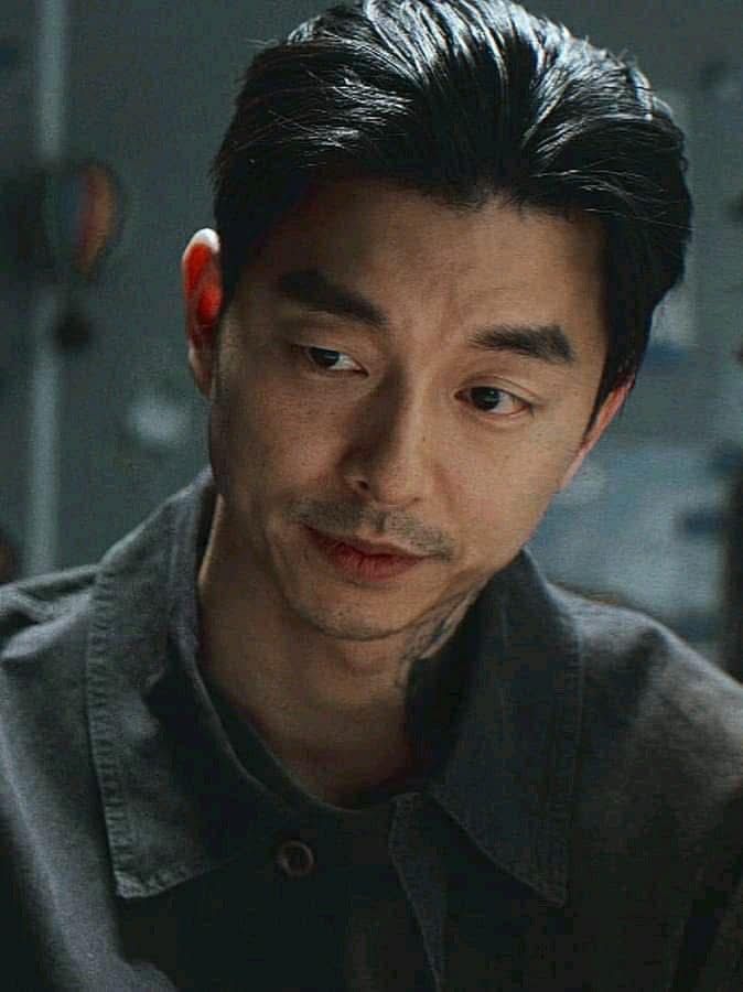 ゴン・ユ部長