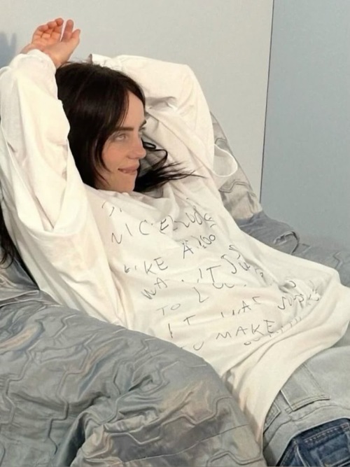 빌리 아일리시 WLW GL 레즈비언