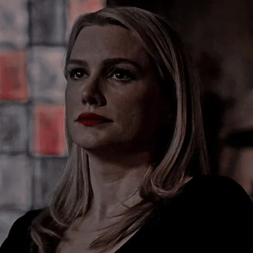 Esther Mikaelson