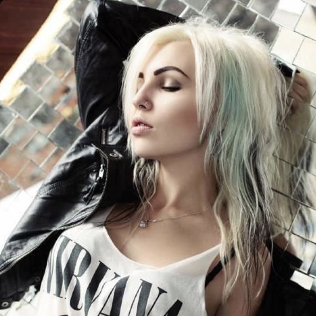 Lovana Lovell