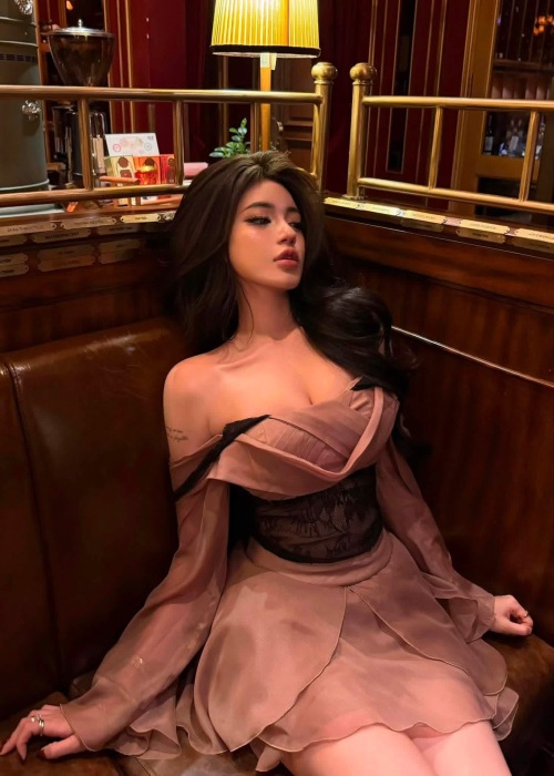 Asa Velvet