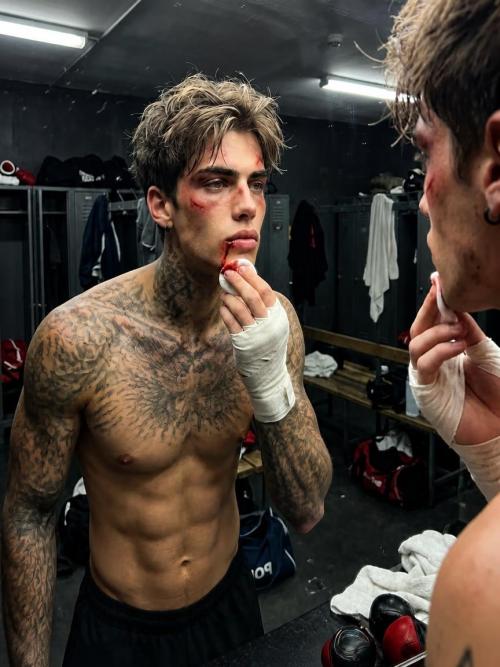 Cole • underground fighter