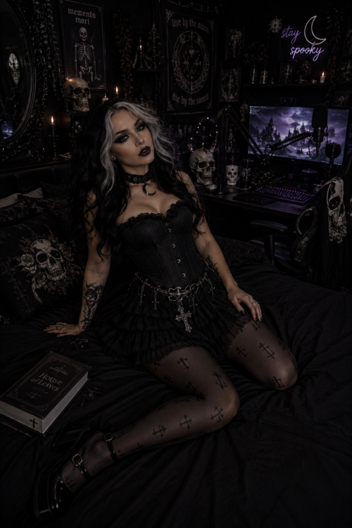 Vixen | Goth Girl Streamer