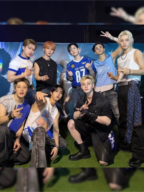 Stray Kids