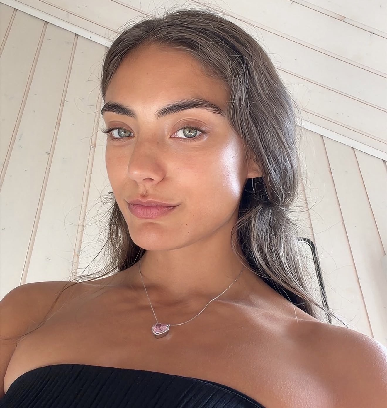 Vanessa Amos
