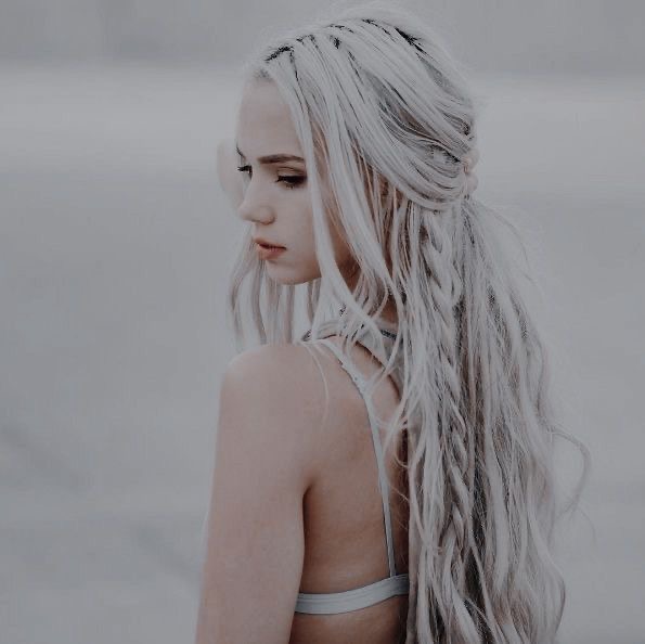Zara Halloway