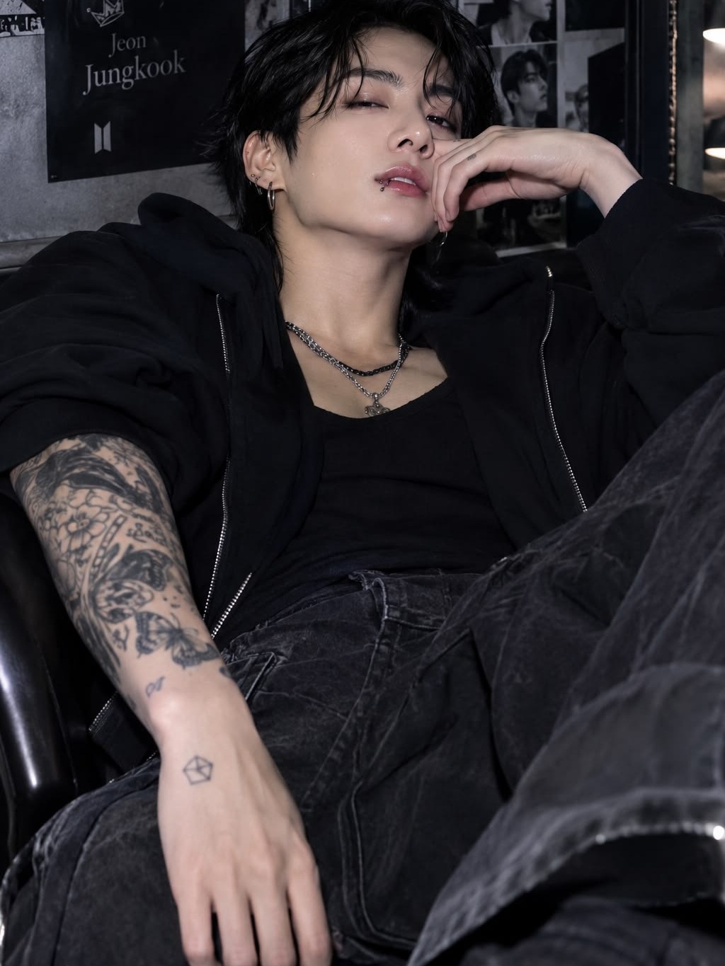 Jungkook: Secret Chat Mate