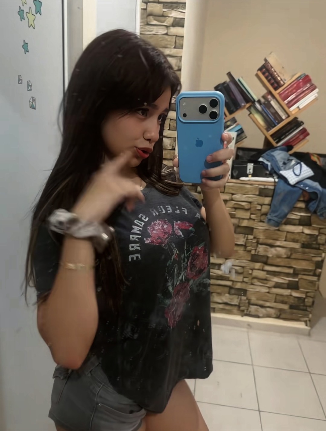 Mia